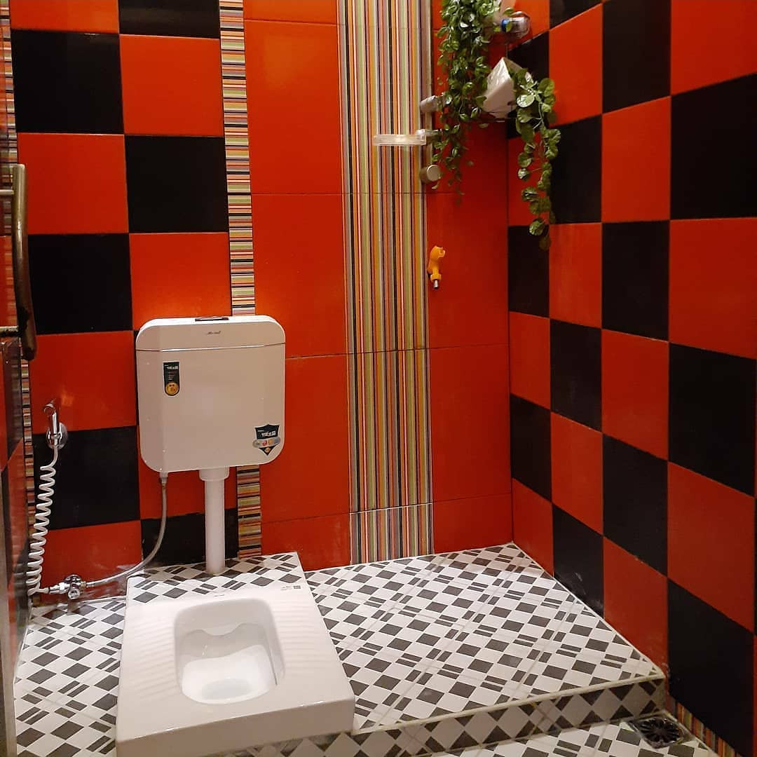 desain kamar mandi wc jongkok merah instagram.comyies rika