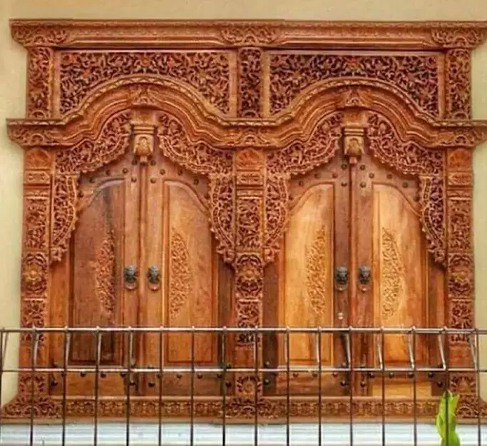 Jendela Kayu Gebyok Jawa Ukiran